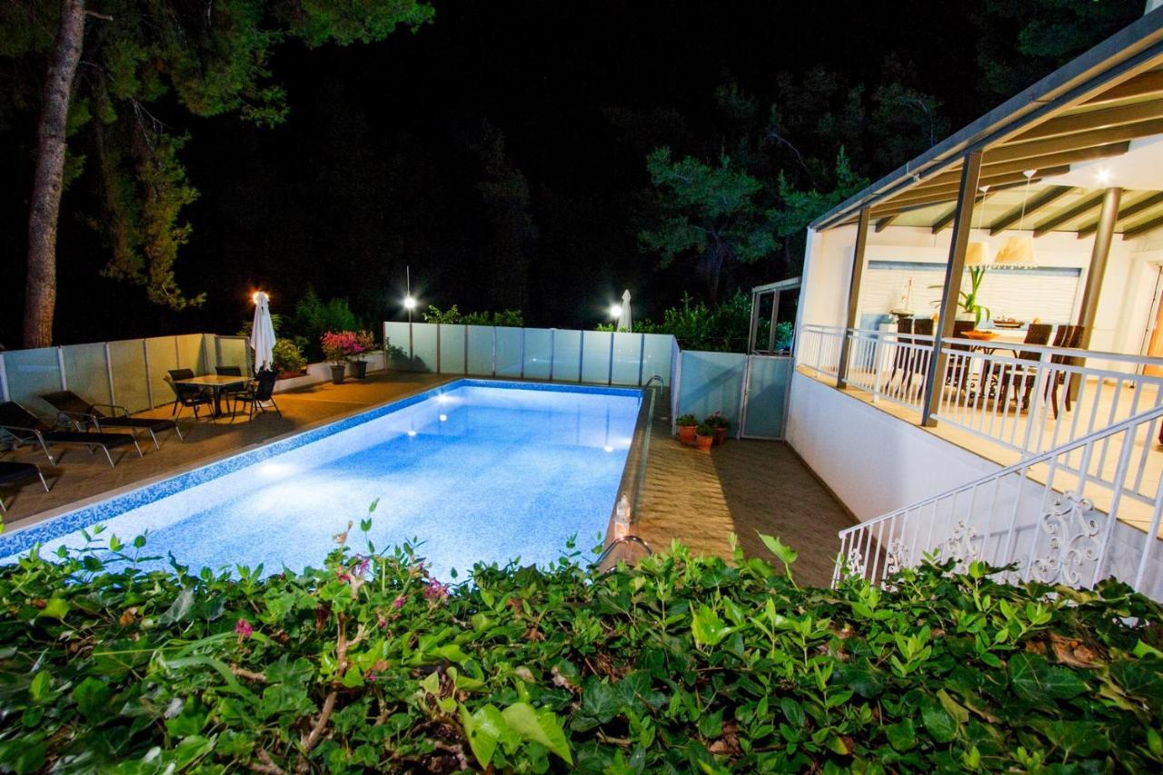Muses Villas Resort Száni-part Kültér fotó